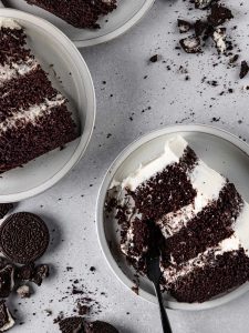 Cookies & Creme Chocolate Cake