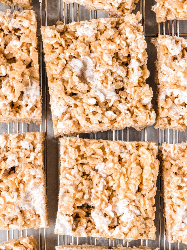 Close up of sliced cereal bar treats.