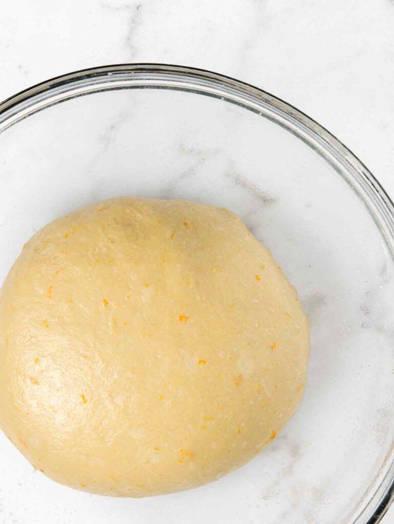 Dough proofing in bowl.